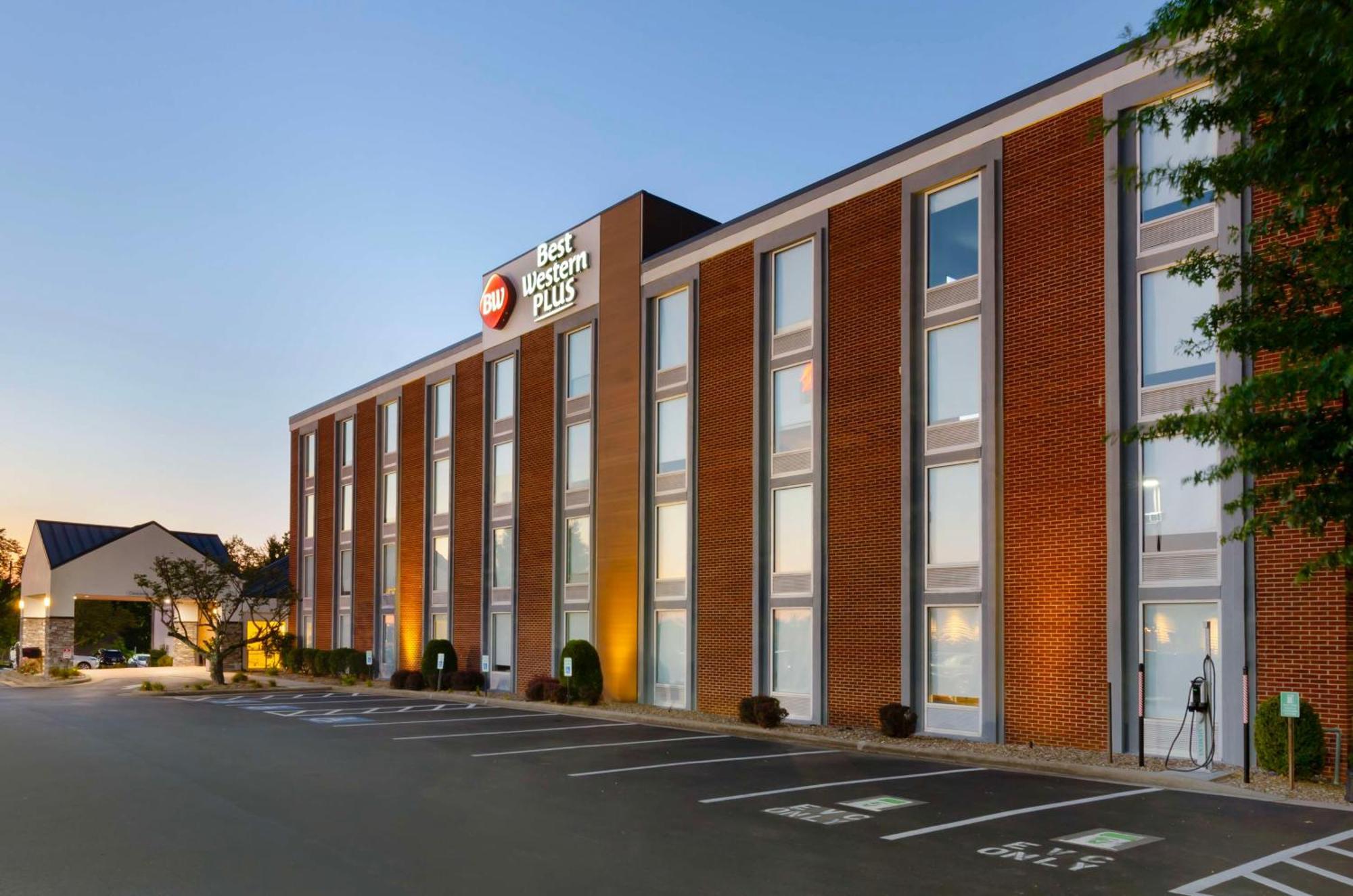 Best Western Plus Beckley Inn Exteriör bild